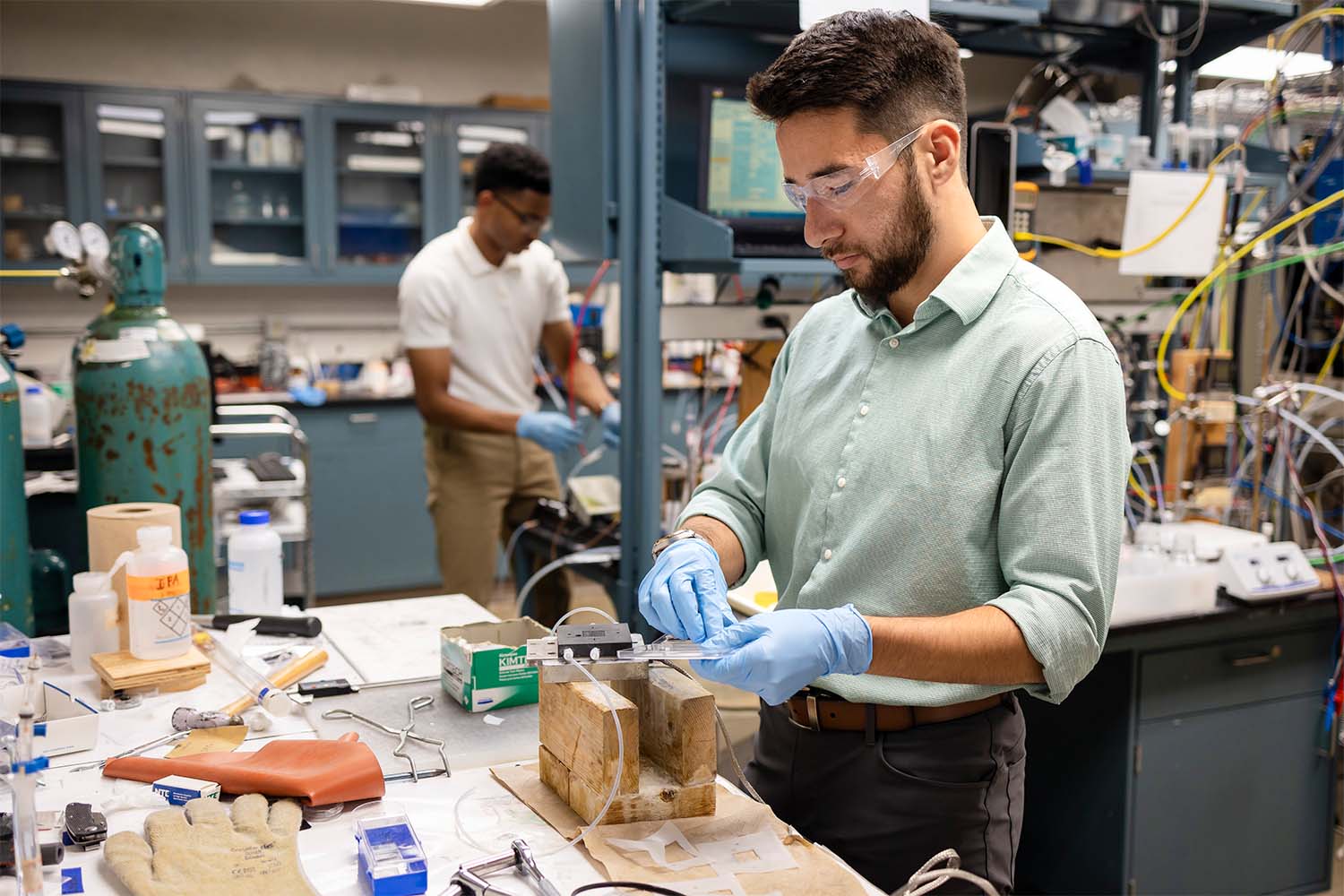 Brian Washington and Colt Griffith working in their lab