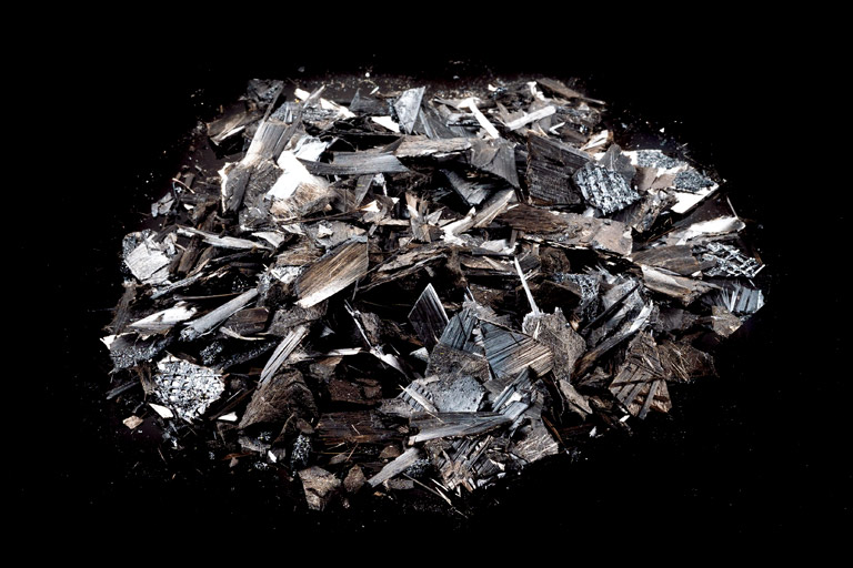 Pryoloyzed material from wind turbine