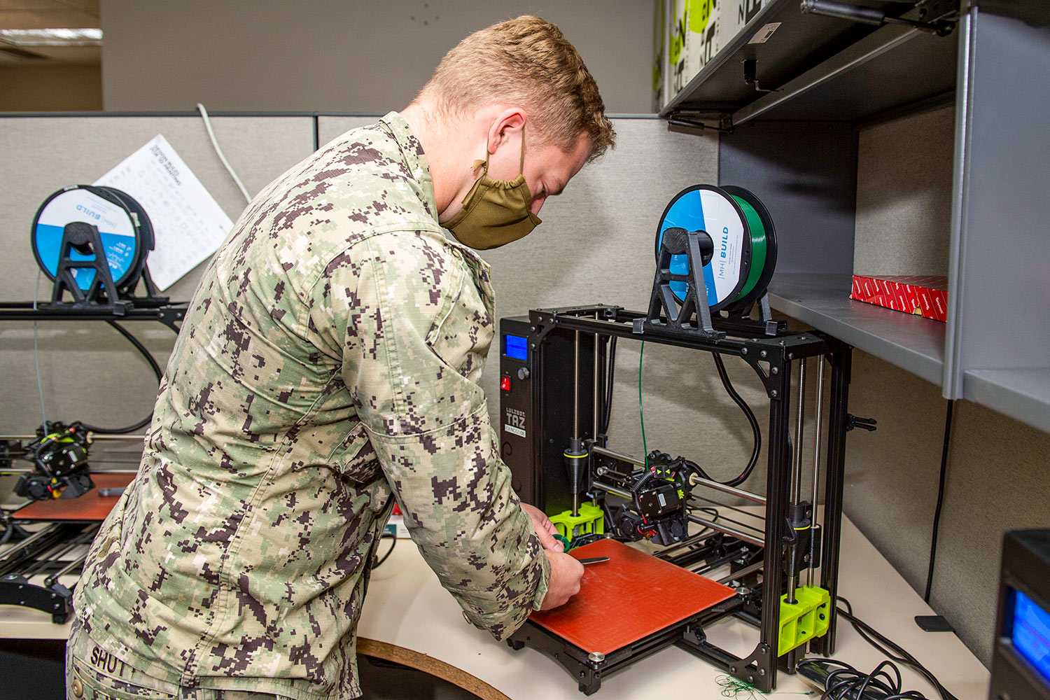 Navy Sailor Uses 3D Printer