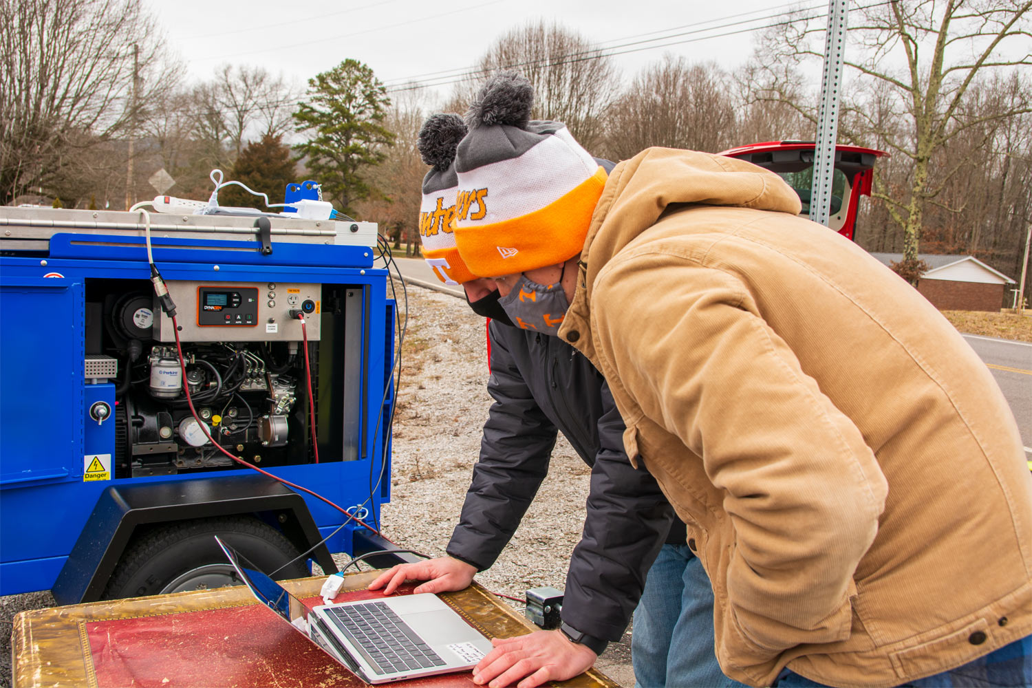 Students working on RoaneNet project