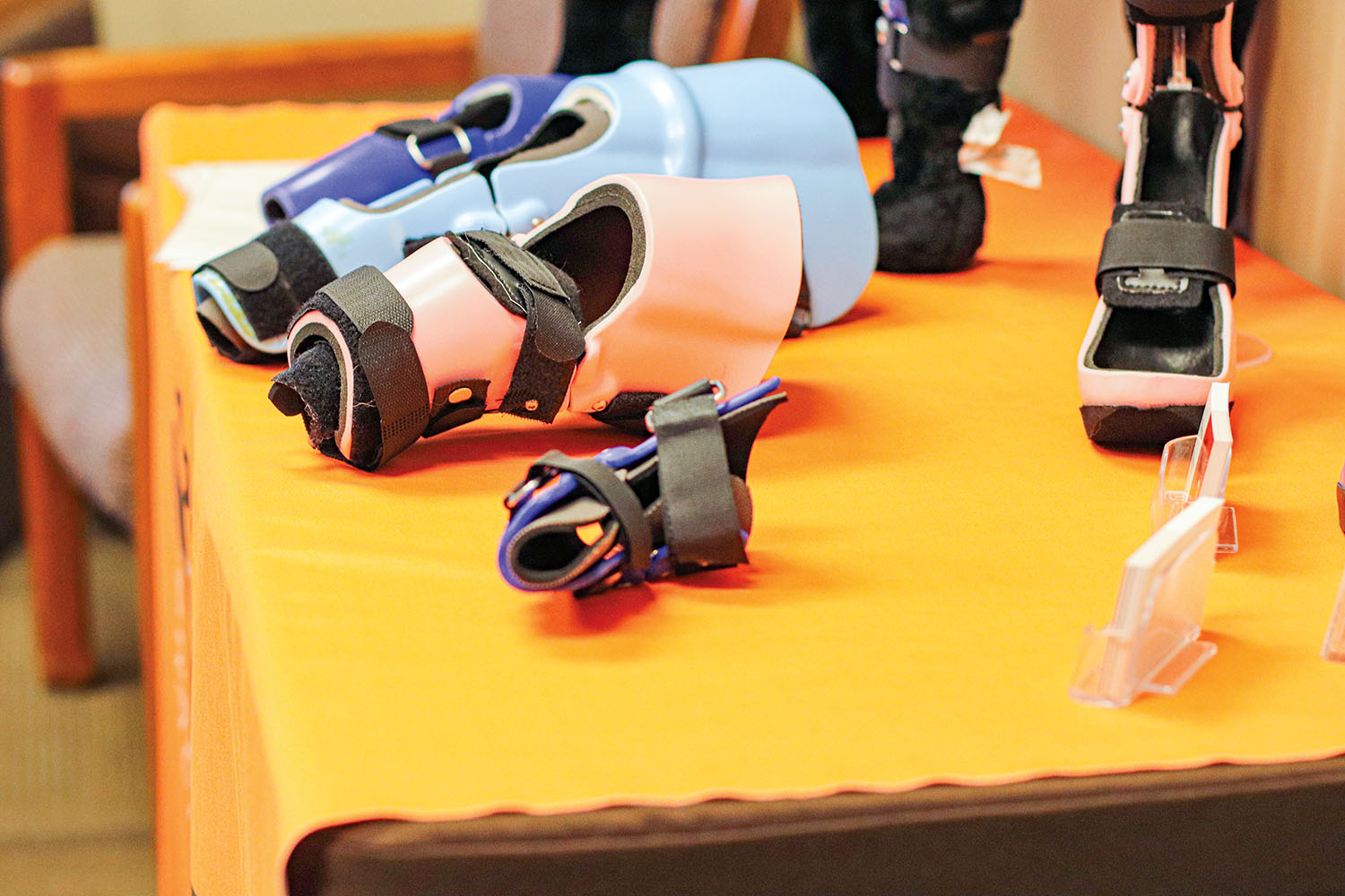 Table with several different types of braces.