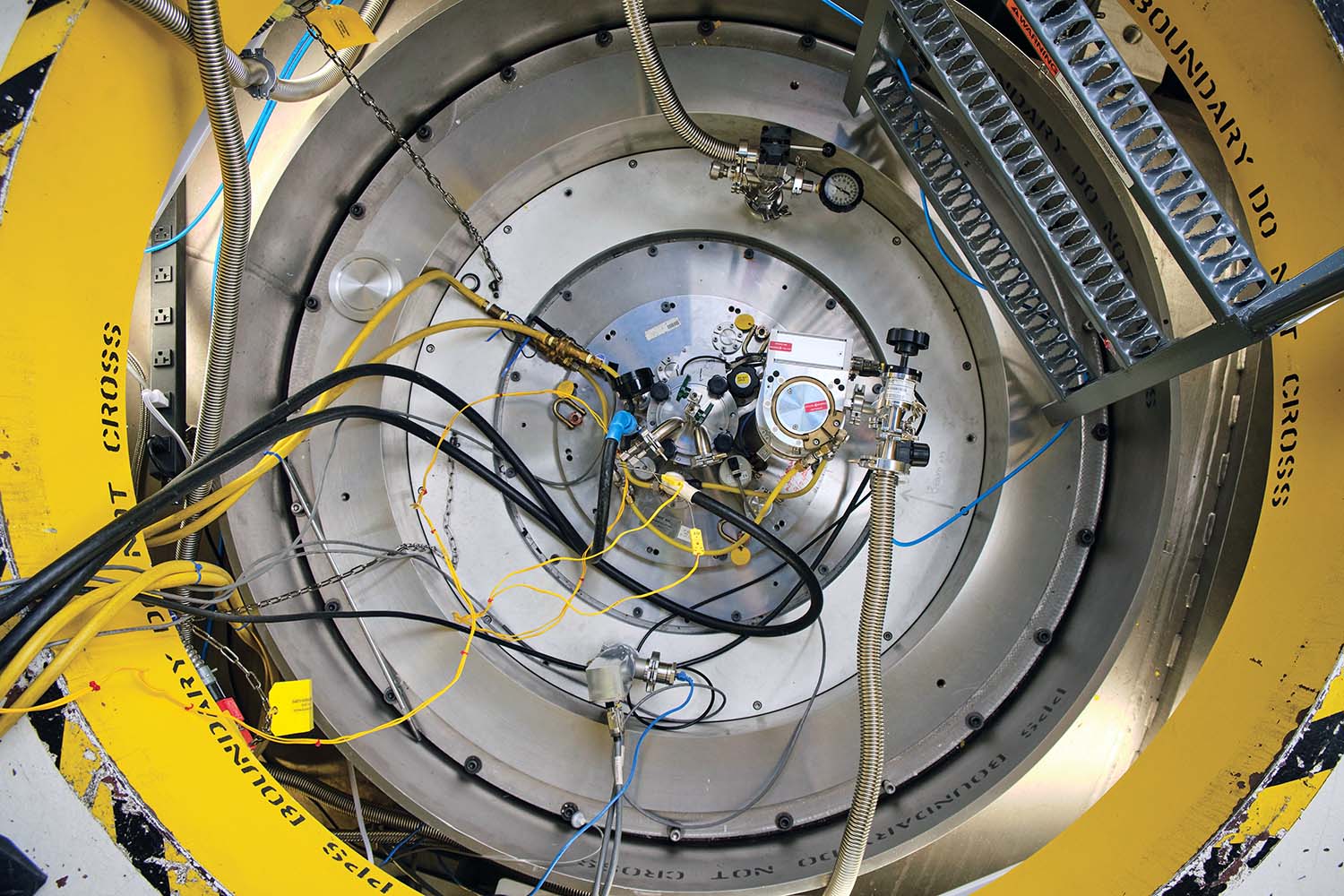 Overhead view of a nuclear reactor.
